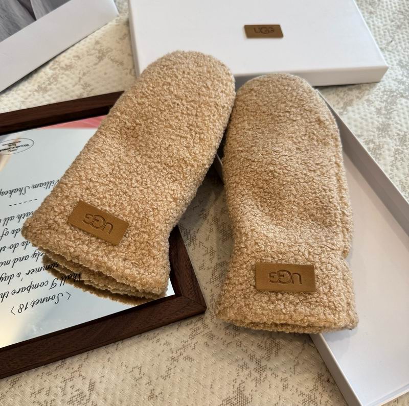 Guantes UGG Beige de lana